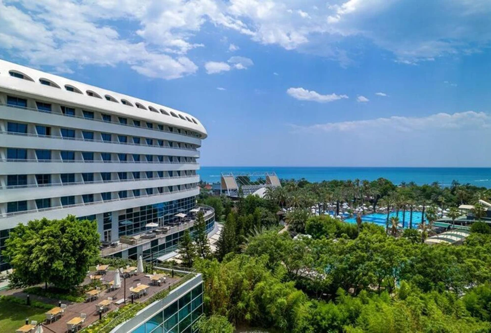 CONCORDE DE LUXE RESORT