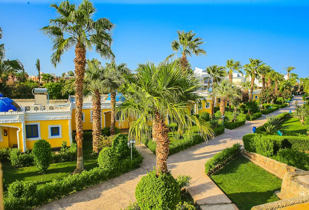 MIRAGE BAY RESORT & AQUAPARK1
